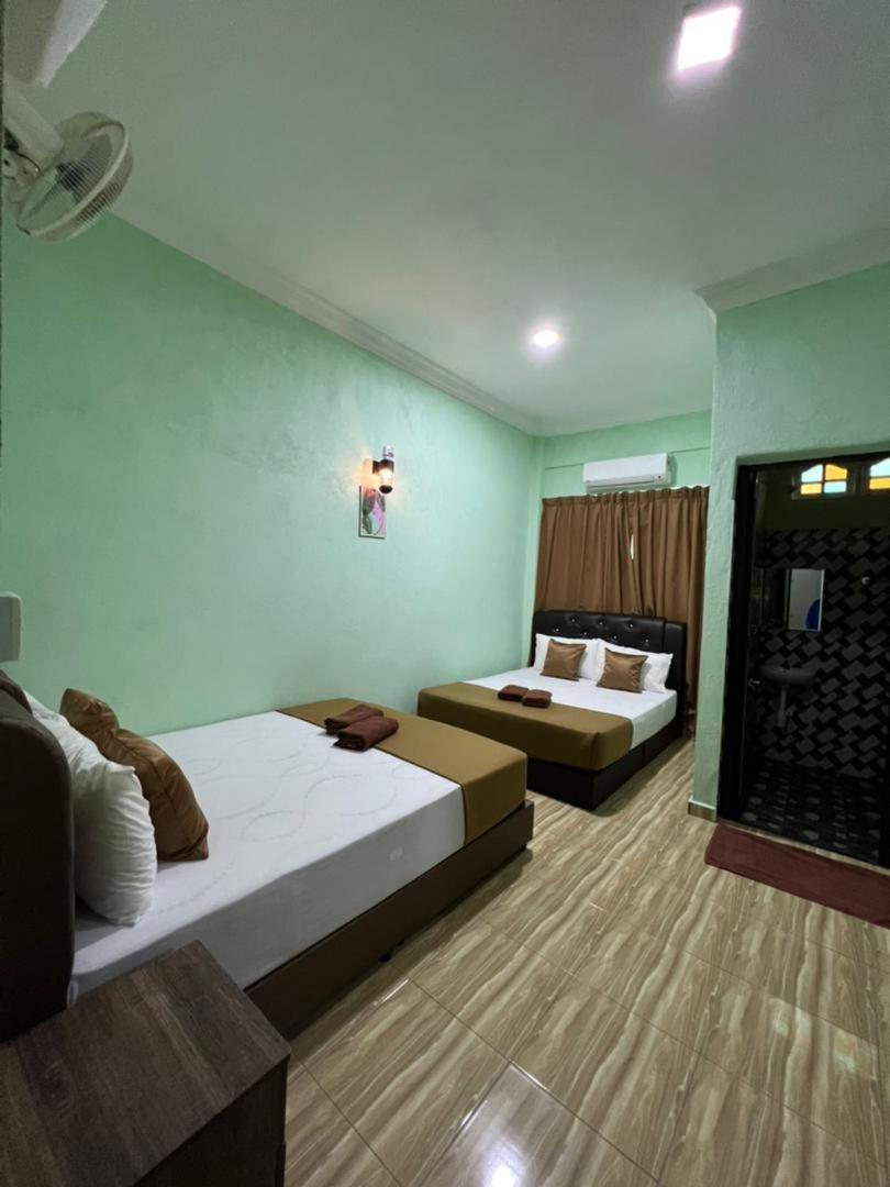 Perhentian Mama'S Hotel Kampong Pasir Hantu Bagian luar foto